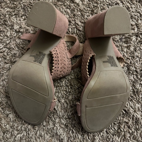 LC Lauren Conrad Stresuel laser cut block heels Never Worn No Box New - Picture 5 of 5